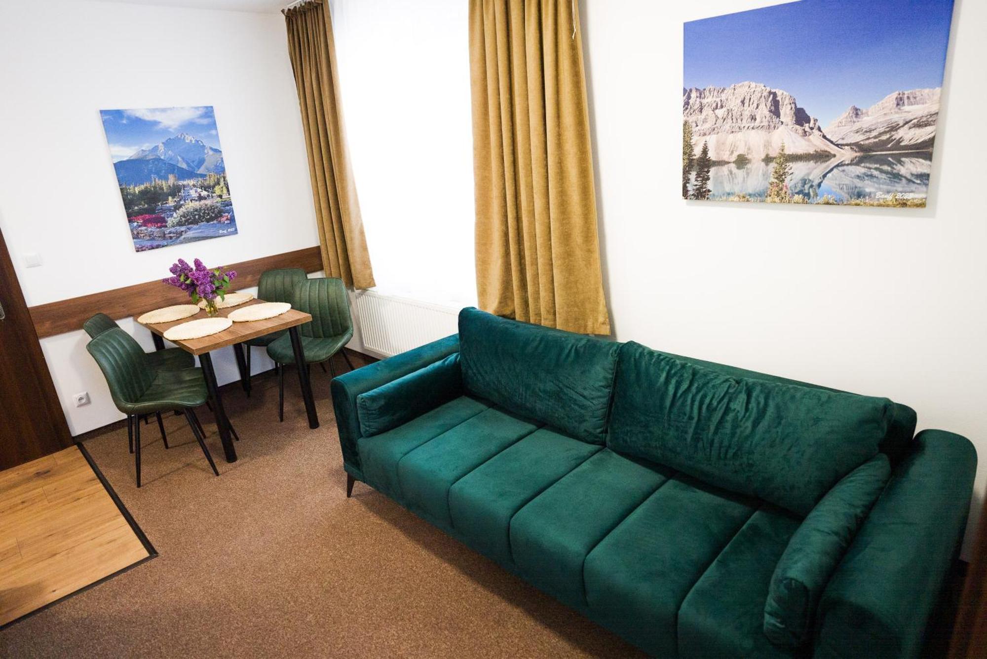 Apartmany Banff Бешеньова Екстер'єр фото
