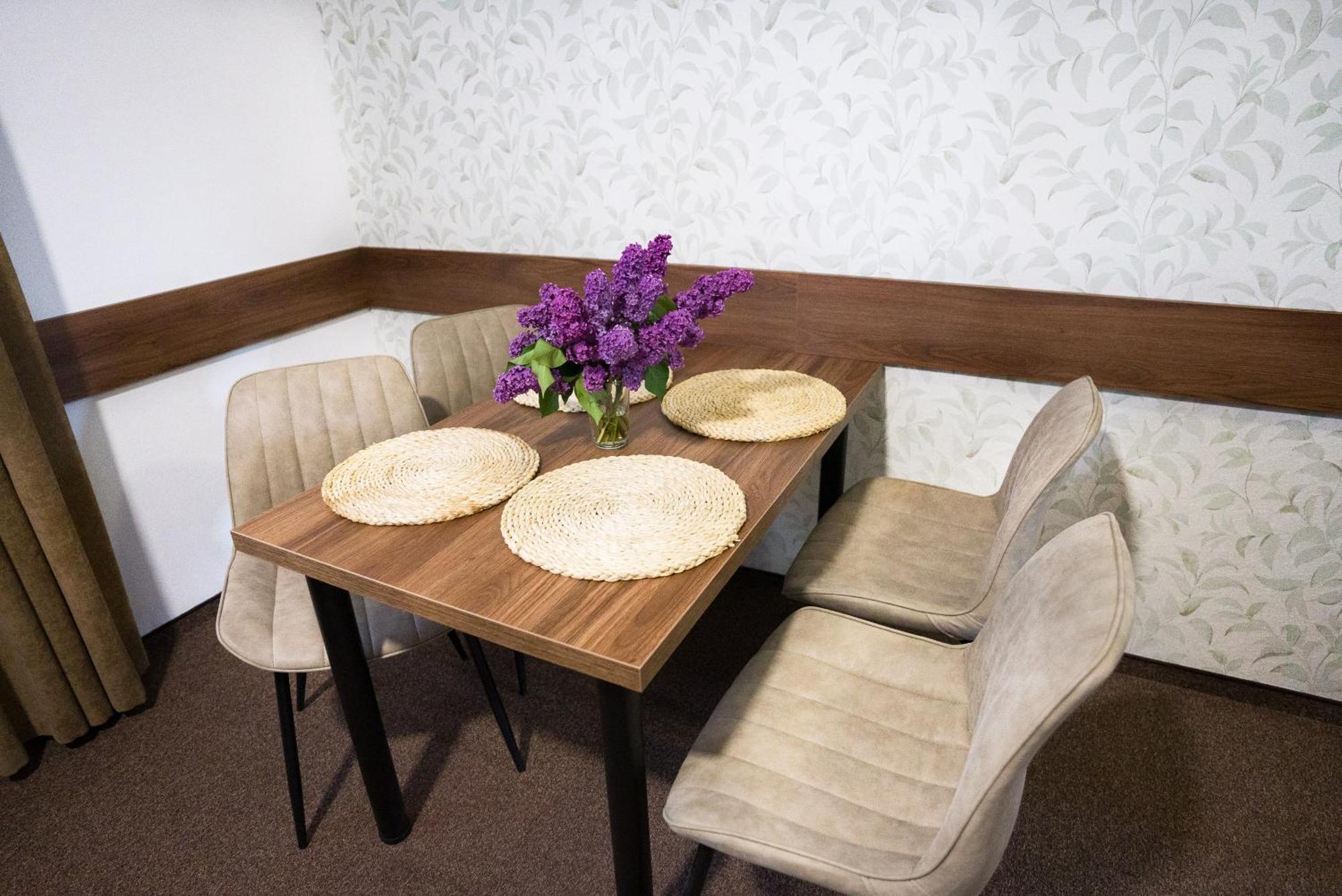 Apartmany Banff Бешеньова Екстер'єр фото