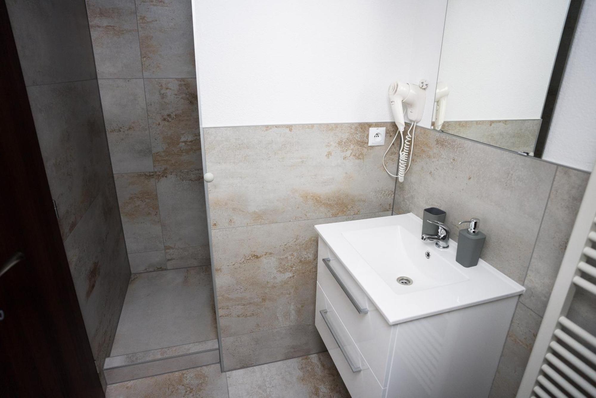 Apartmany Banff Бешеньова Екстер'єр фото